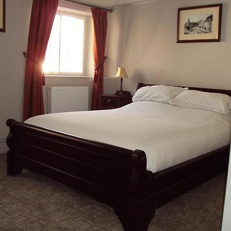The George Inn Mere  Extérieur photo