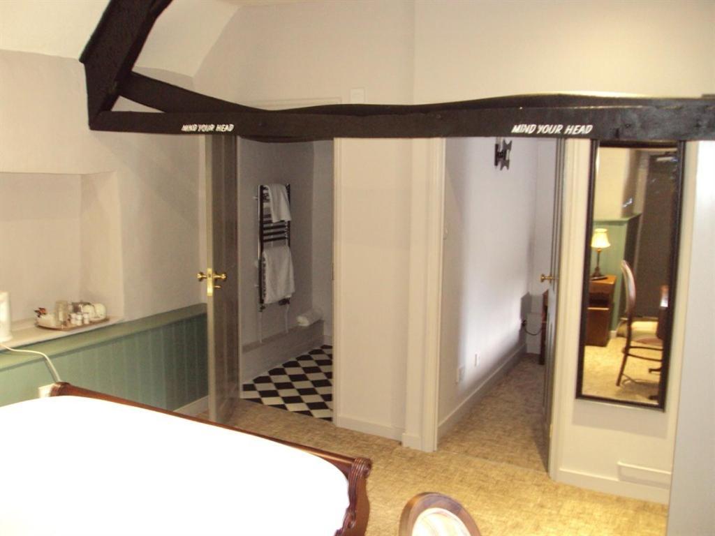 The George Inn Mere  Chambre photo