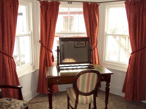 The George Inn Mere  Extérieur photo