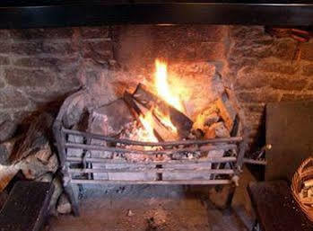 The George Inn Mere  Extérieur photo